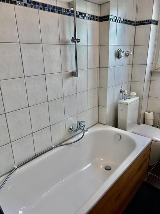 Moderne Ruhige Wohnung Bochum Angebunden Екстериор снимка